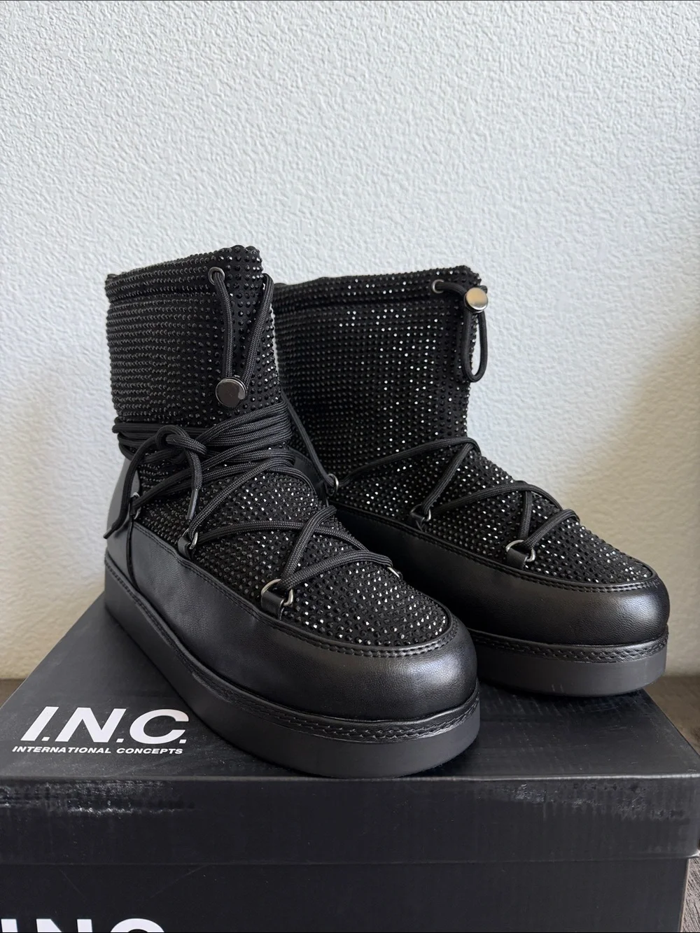 INC International Concepts black winter